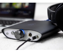 Heimkino D/A-Wandler/Kopfhörerverstärker ZEN DAC V2: Neuer XMOS-Chip ermöglicht MQA-Decoding - News, Bild 1