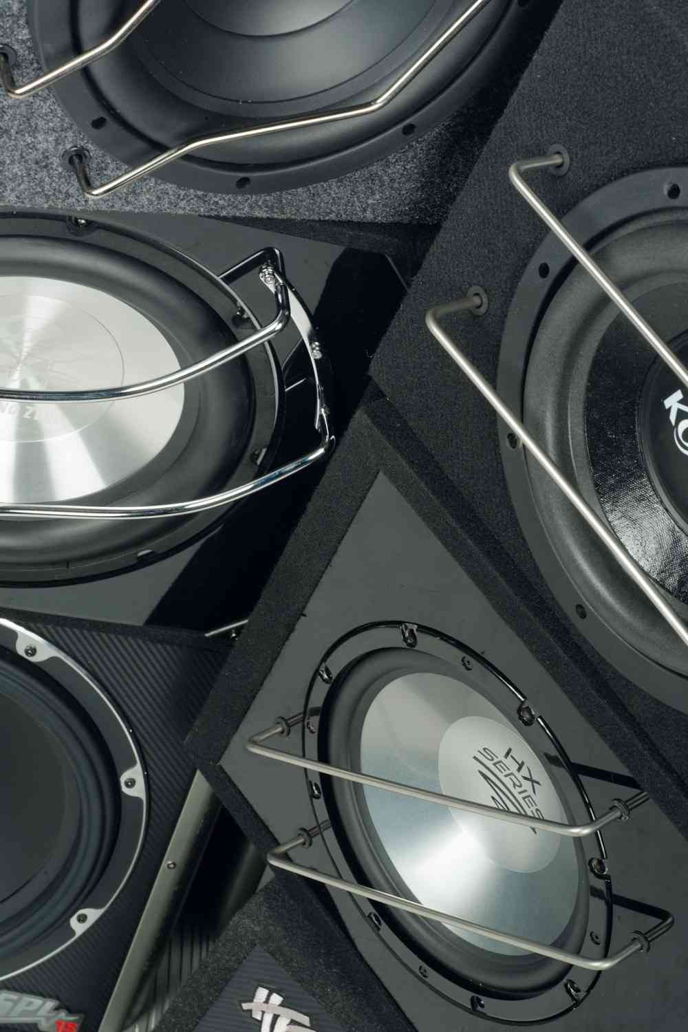Car-Hifi Subwoofer Gehäuse: 6 Geh&auml;usesubwoofer im Vergleich, Bild 1
